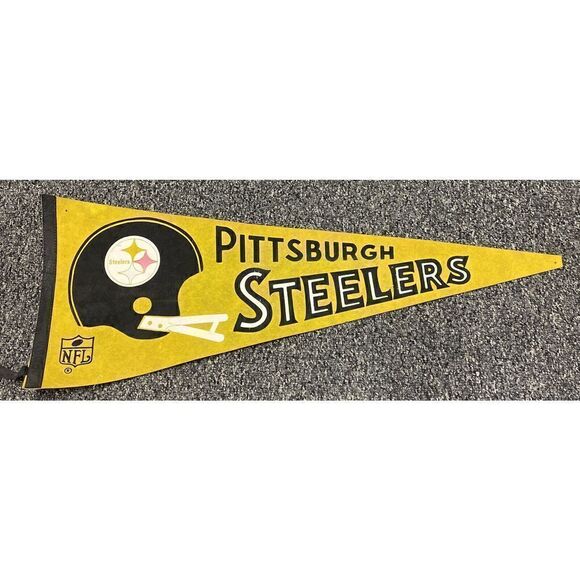 Vintage Pittsburgh Steelers Felt Wall Pendant flag Mancave 29” x 12” - Picture 1 of 4